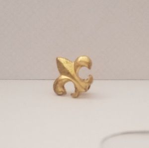 Vintage Mini Gold Fleur-De-Lis Pin